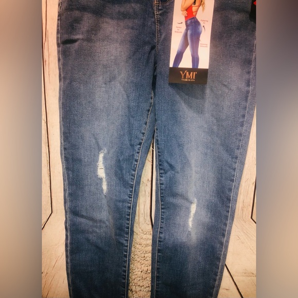 YMI SKINNY Jeans Size 11/30 Flattering Fit Slimming Novelty Wash High-Rise. - Picture 8 of 12
